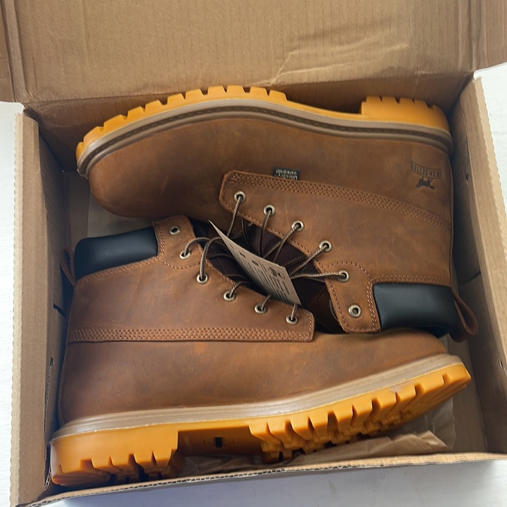 BRAND NEW Red Wing Work Boots (Men’s 11)